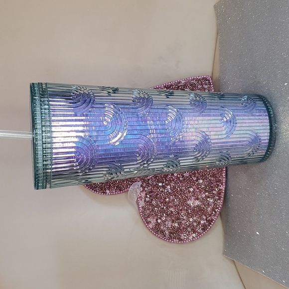 Starbuck 💘NWT💘 Gorgeous Opalescent 2022 Tumbler with Straw! - Picture 8 of 11